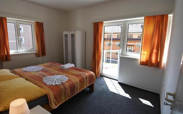 Apartments Otre Frymburk
