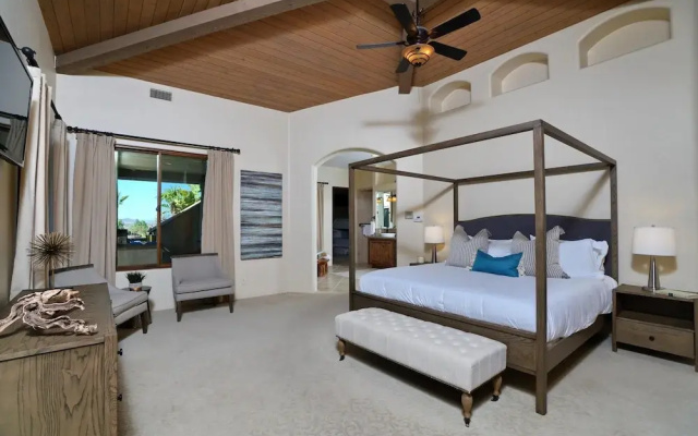 Owl's Nest by AvantStay | Sleeps 22! Infinity Pool w/ Views