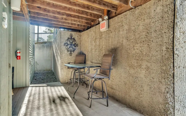 Wildwood Wonder 2 Bedroom Condo by Redawning