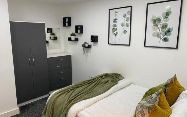 Tavi 3 by Mia Living Modern 1 bedroom apartment