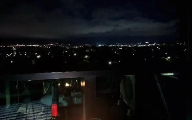 Skygarden Luxury Condo