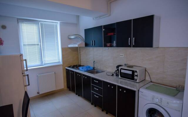 Summerland Apartment