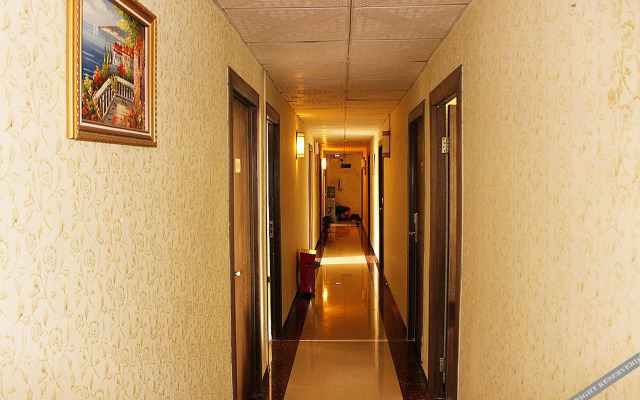 Baoshi Hostel