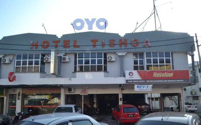 OYO 89737 Hotel Tishoa