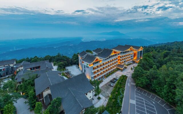 Holiday Inn Resort Mengding Mountain