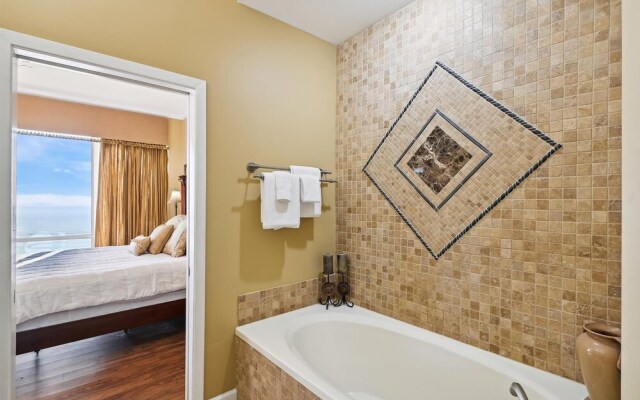 Oceania 902 - Gulf Front 3 BR - sleeps 6 3 Bedroom Condo by RedAwning