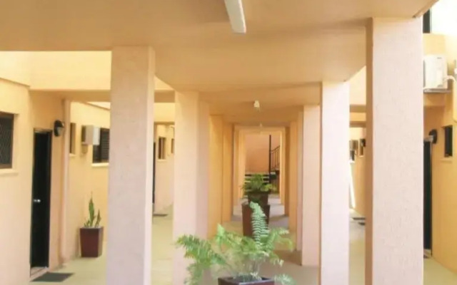 Central Plaza Apartments