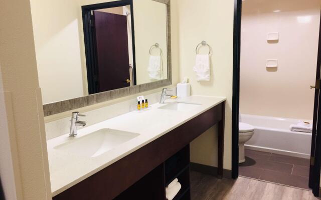 Best Western Plus Portland Airport Hotel & Suites