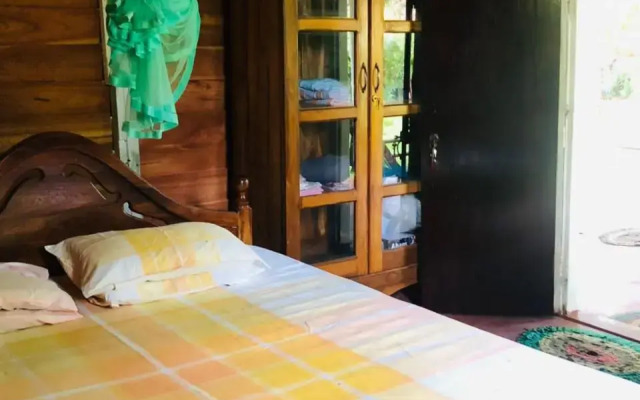 Lake view cabana Restaurant