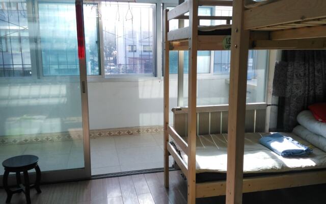 Duckweed Hostel