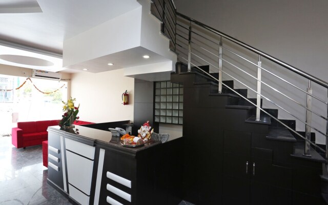 OYO 30916 Agk Residency