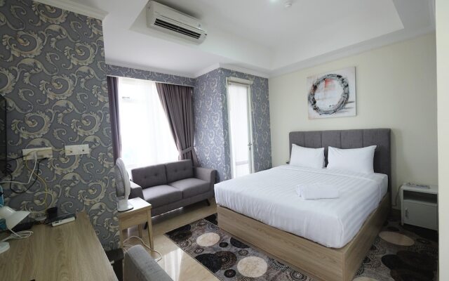 Fabulous Menteng Park Studio Apartment