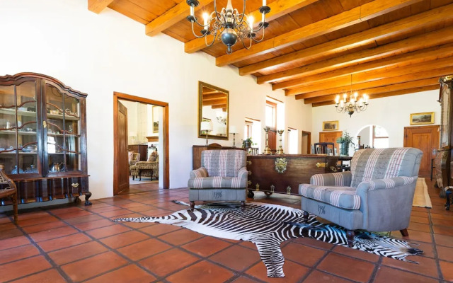 Navarre Residence