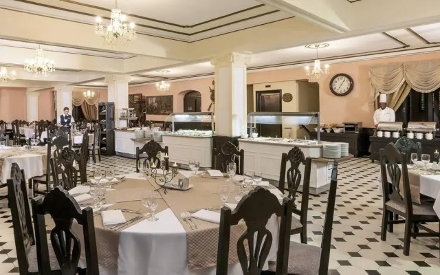 Gran Hotel, Affiliated by Meliá