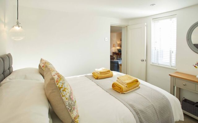 The Courtyard Retreat