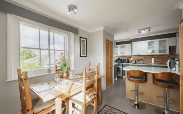 Host Stay Manor View