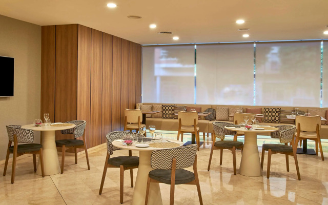 NH Ciudad de Valencia Hotel