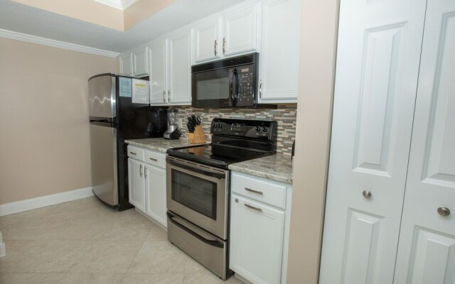 Magnolia House 606 1 Bedroom Condo by RedAwning