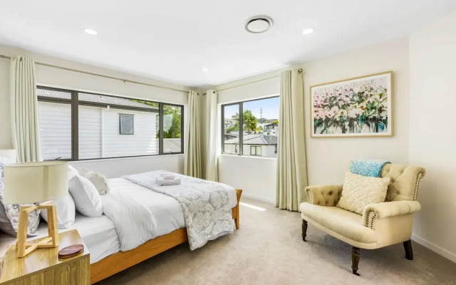 Stunning Taka Retreat nr Beach-Netflix