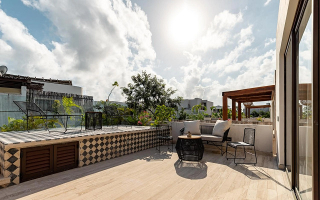 402 Amazing penthouse for couples