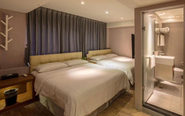 Urtrip Hotel