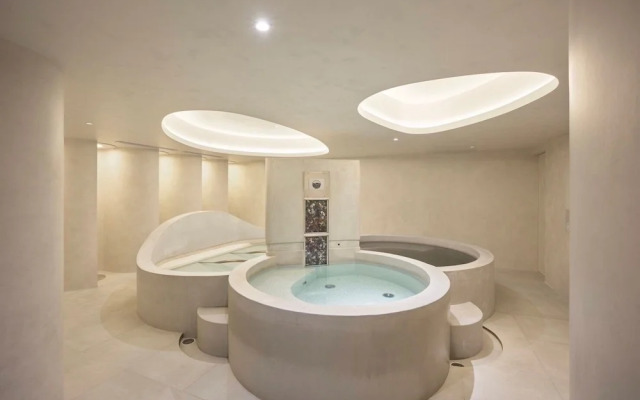 Sugoi Sauna & Stay Azabujuban Ekimae - Caters to Men