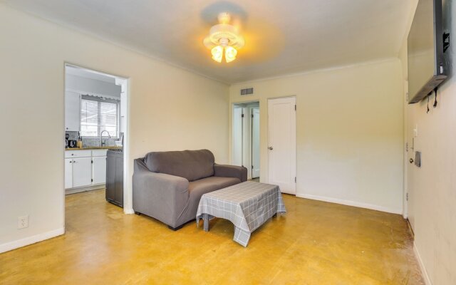 Central & Quaint Phoenix Condo - Pets Welcome!