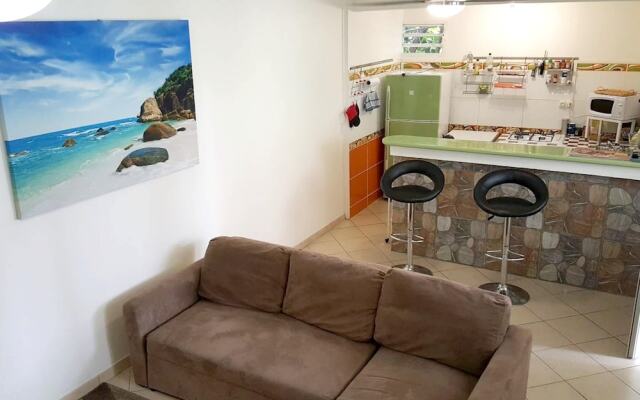 House with One Bedroom in Schoelcher, with Furnished Terrace And Wifi - 20 M From the Beach