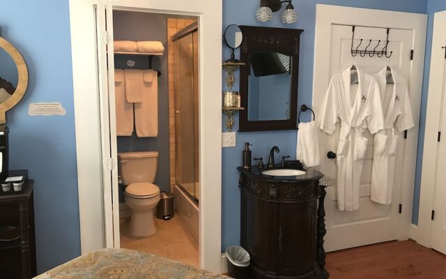 Bama Bed & Breakfast Campus