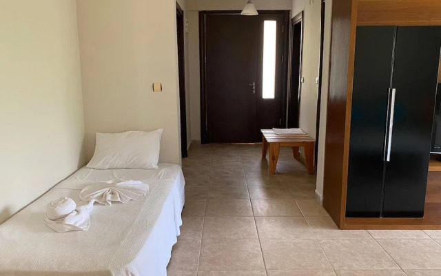 Ada Adrasan Hotel