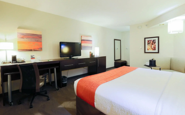Holiday Inn Austin Midtown by IHG