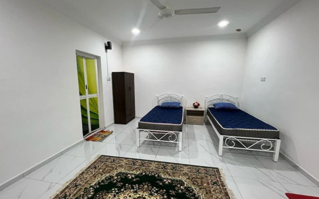 Capital O 91117 Noor Room Stay