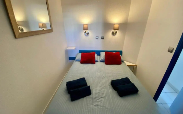 LE BEL AZUR - VUE MER - À 1Min DE LA MER - Apartment in Cannes - Photo 4