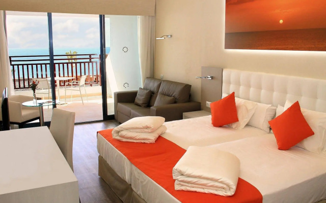 Sandos Papagayo Hotel