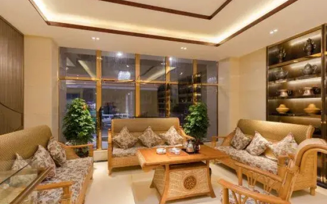 Biriyading Hotel