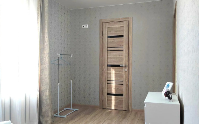 Апартаменты на улице Коммунаров 225