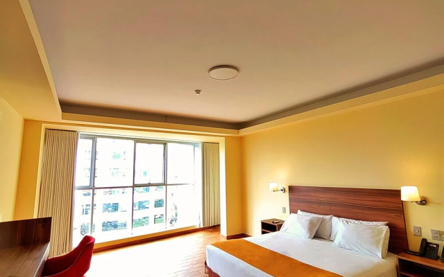 Sm Hotel Plus