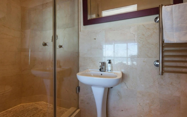 Cape Town Beachfront Apartments At Leisure Bay