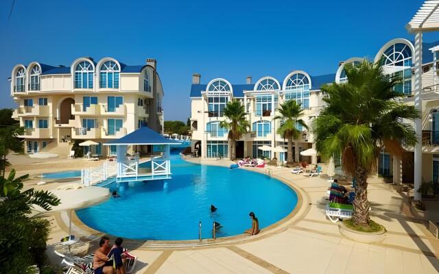 Seahorse Deluxe Hotel