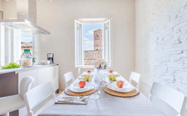 The White Lotus Penthouse