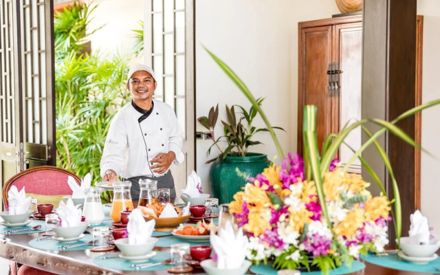 Baan Rattana Thep