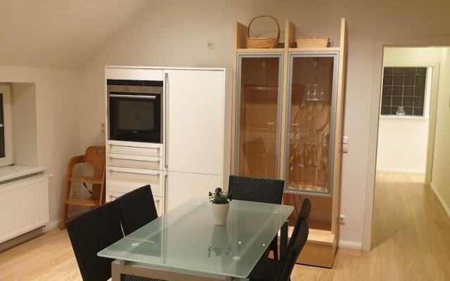 Apartment With Garden and City View