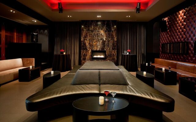 Royalton Park Avenue