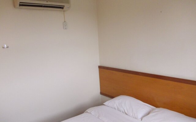 Hotel Sri Sutra (Bandar Puchong Utama )