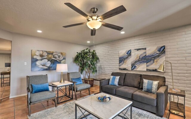 Tucson Townhome w/ Private Patio & Mtn Views!