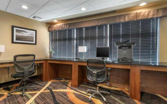 Best Western Plus Fox Creek