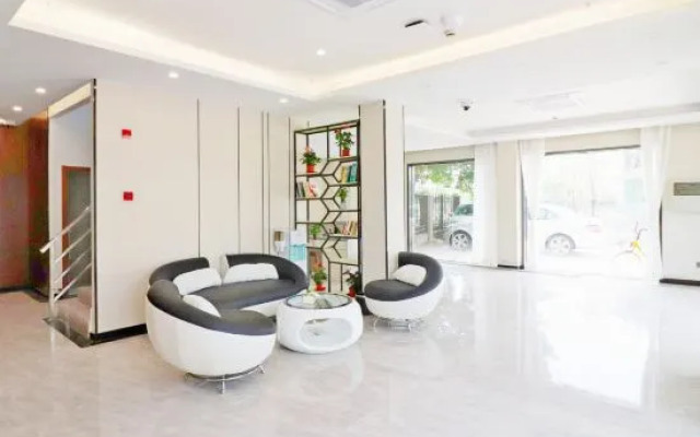 Zsmart Zhishang Hotel (Shanghai Zhangjiang Road subway station store