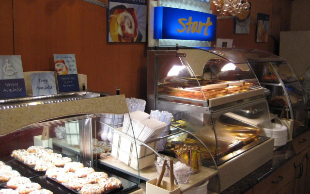 Holiday Inn Express Hotel & Suites Bastrop by IHG