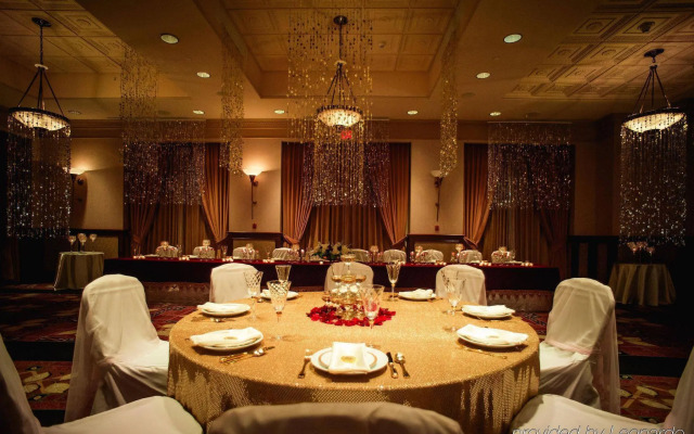 Hotel Grand Pacific