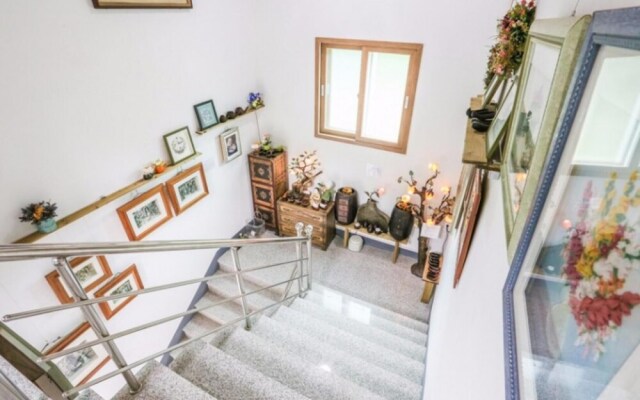 Danyang Moden Pension